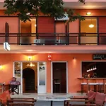 Astir Πανσιόν Πόρος